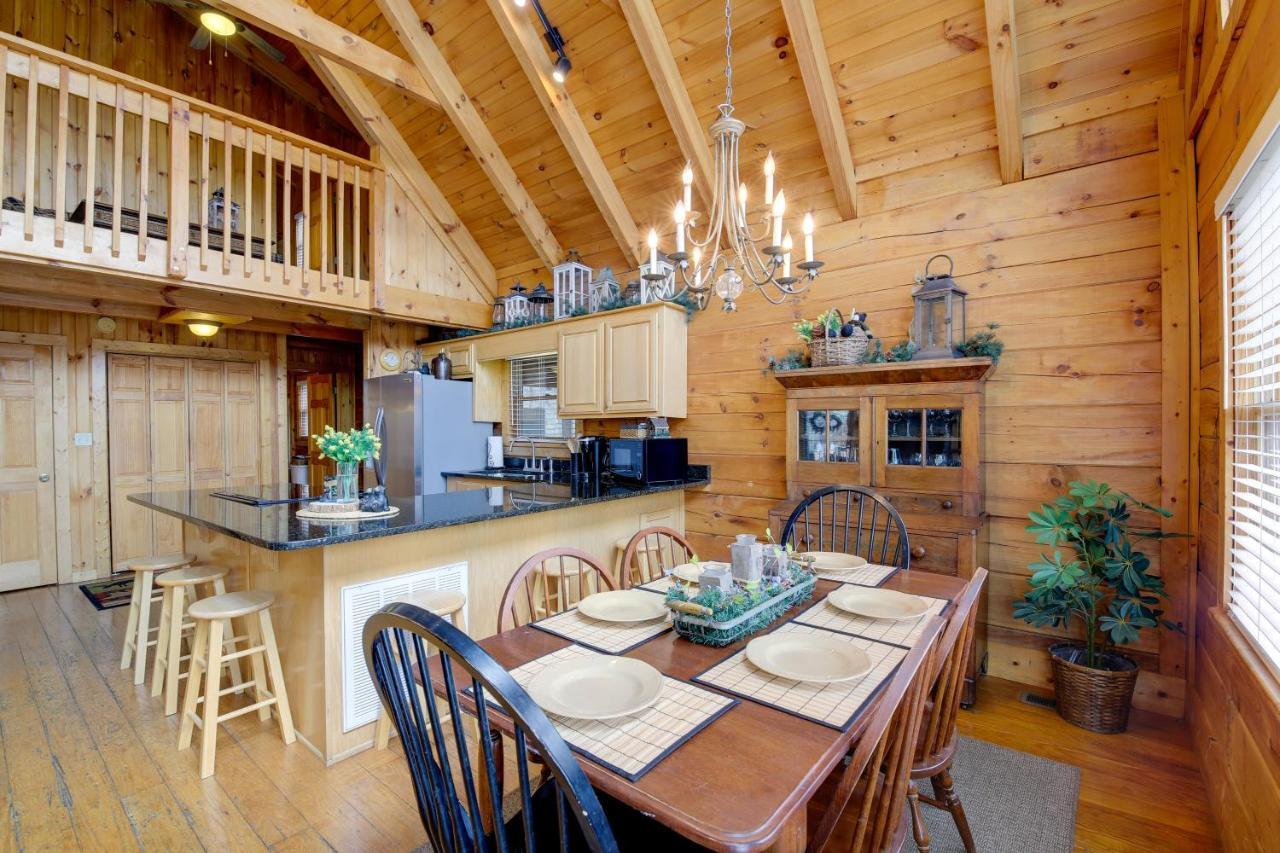 Smoky Mountains Cabin With Hot Tub, Deck And Views! Сев'єрвілл Екстер'єр фото