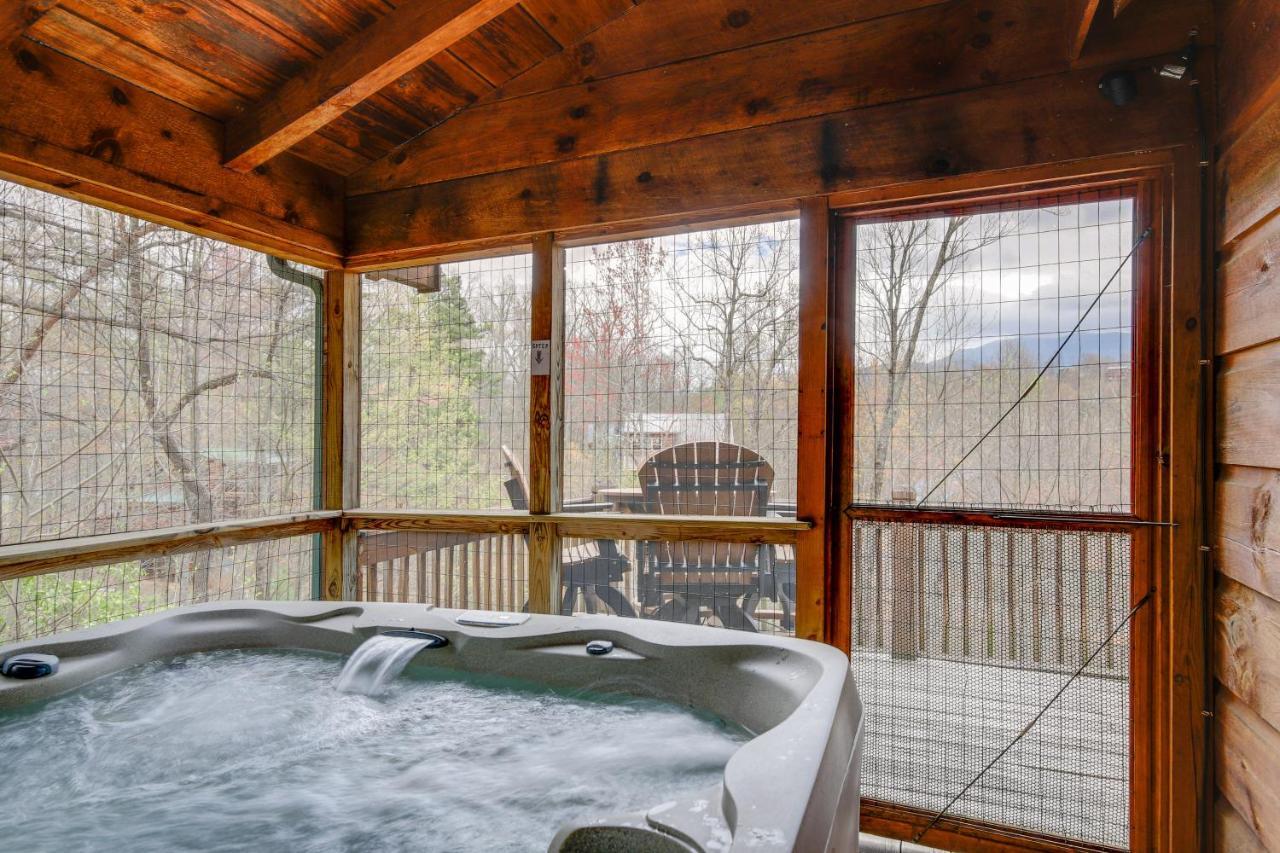 Smoky Mountains Cabin With Hot Tub, Deck And Views! Сев'єрвілл Екстер'єр фото