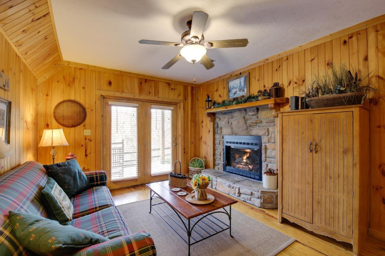 Smoky Mountains Cabin With Hot Tub, Deck And Views! Сев'єрвілл Екстер'єр фото