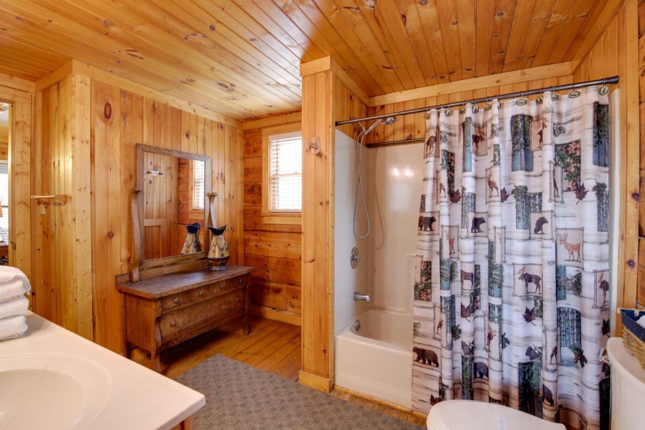 Smoky Mountains Cabin With Hot Tub, Deck And Views! Сев'єрвілл Екстер'єр фото