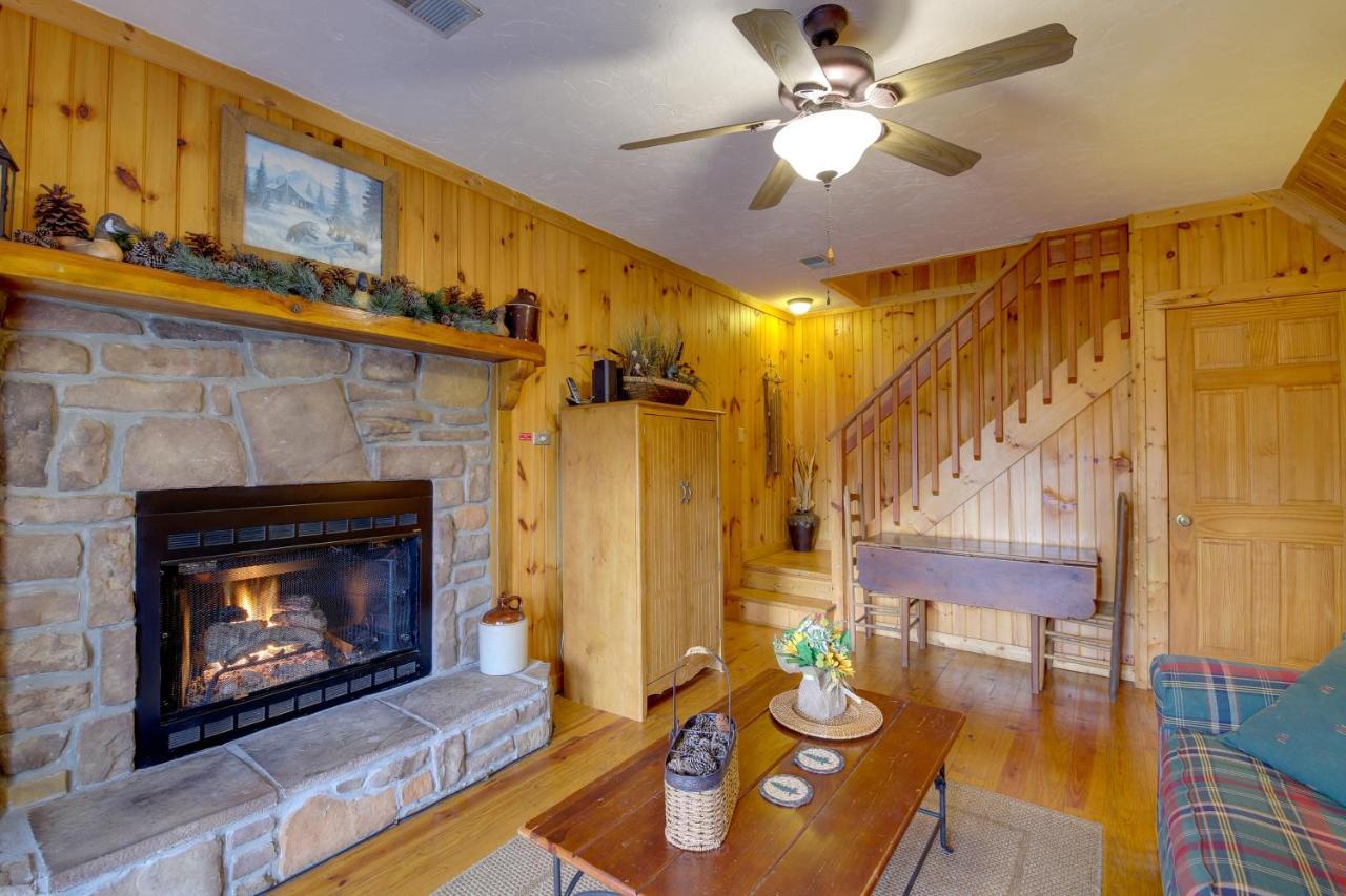 Smoky Mountains Cabin With Hot Tub, Deck And Views! Сев'єрвілл Екстер'єр фото